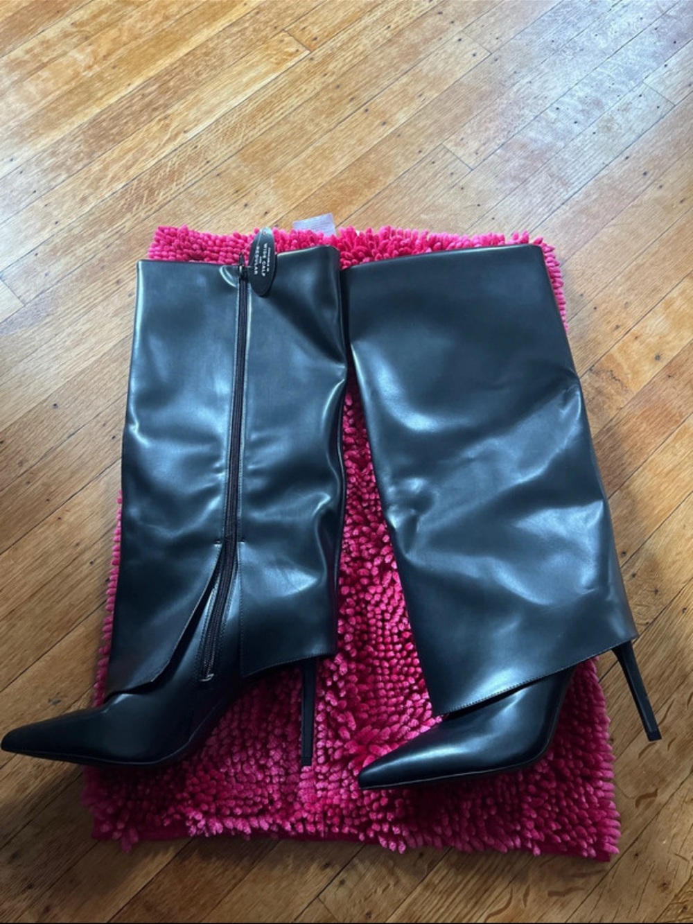 Classic Black Pointed Knee-High Stiletto Boots